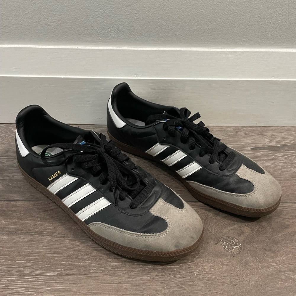 Adidas Samba Classic Black and White Men's Shoes
